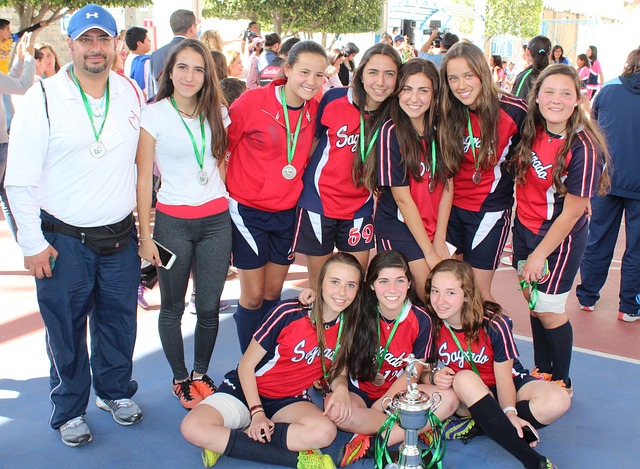 也在探索与 也在探索与